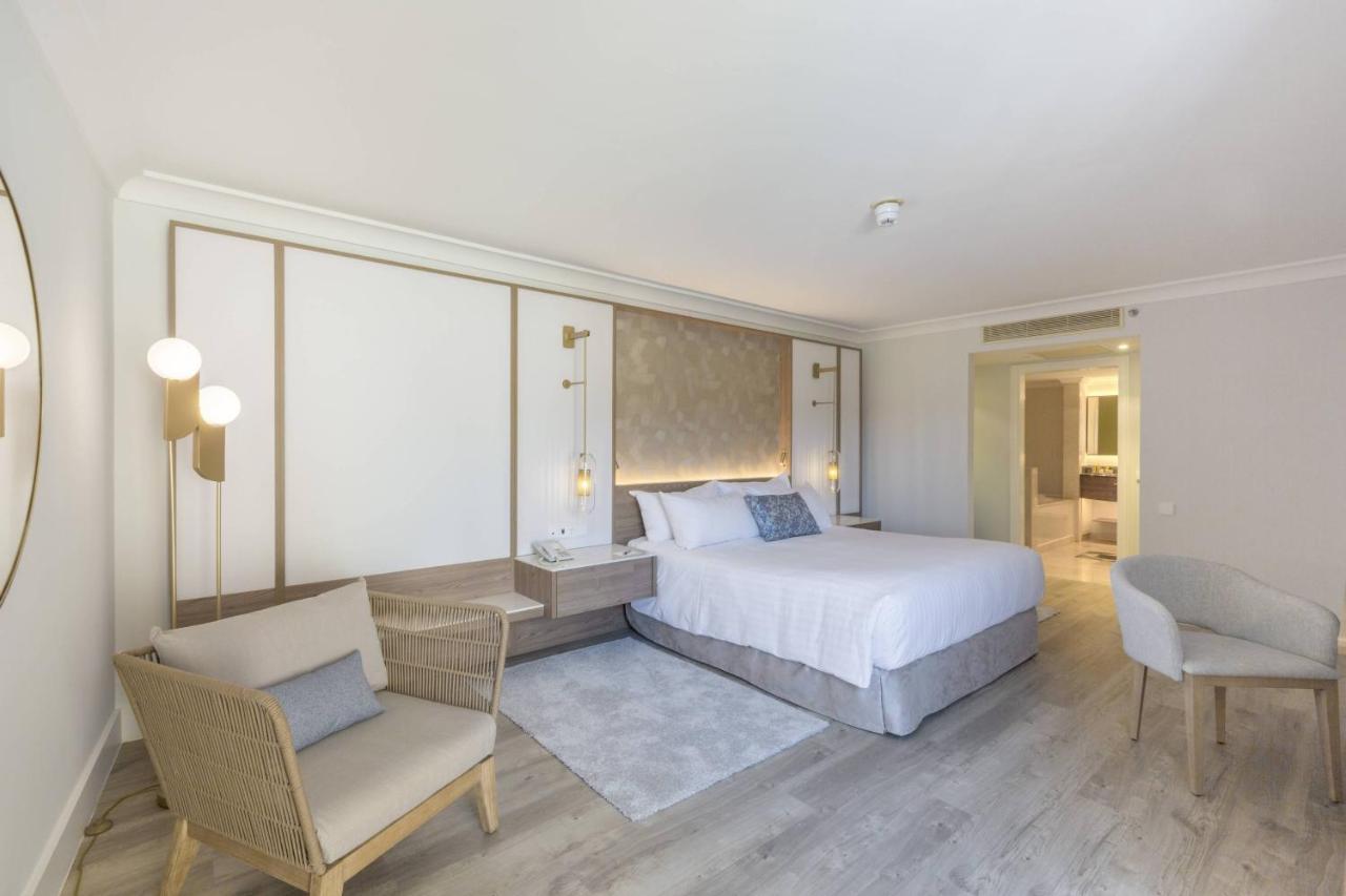 Denia Marriott La Sella Golf Resort & Spa Exterior foto A bedroom at the Cape Town International Convention Centre