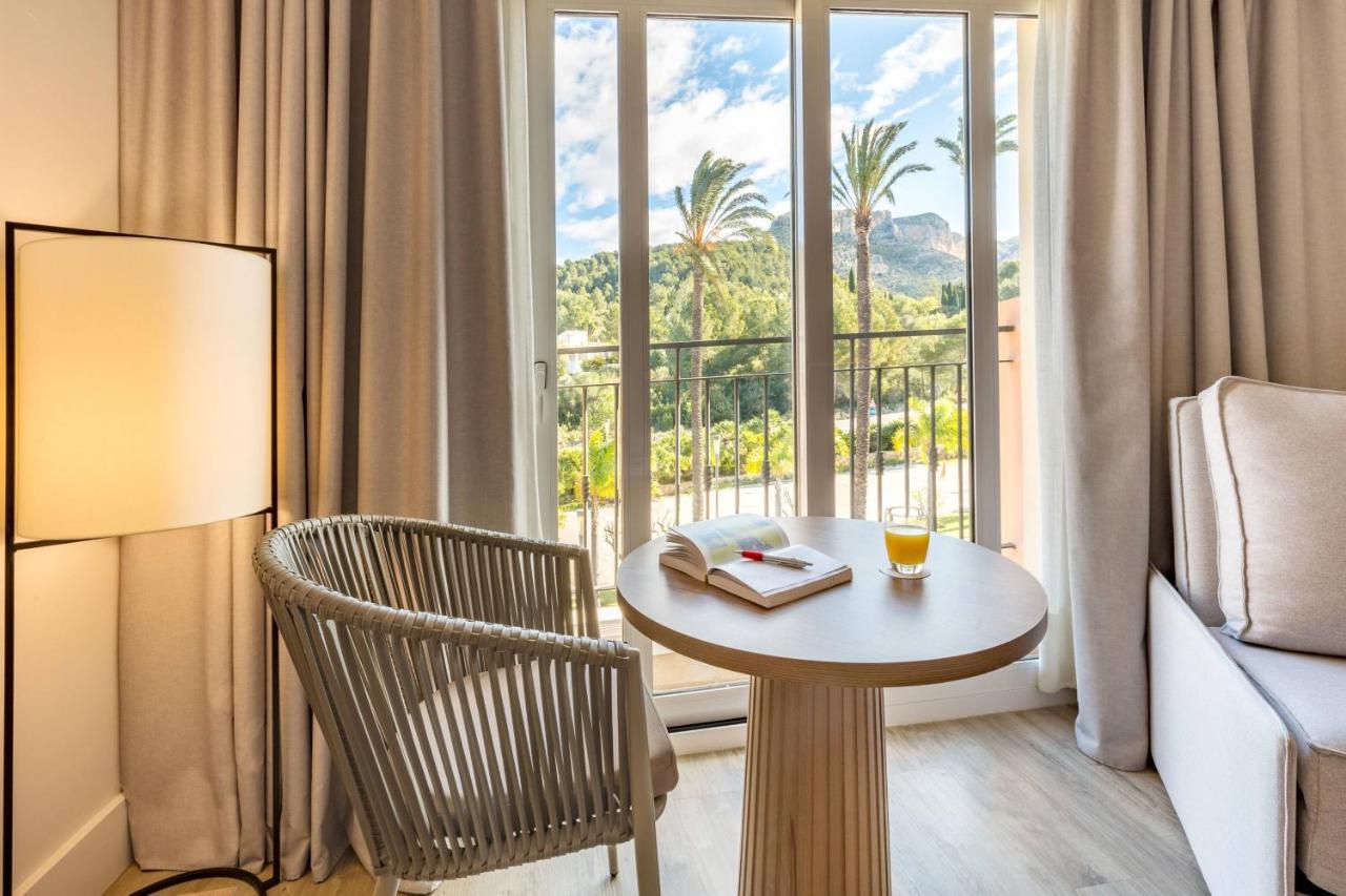 Denia Marriott La Sella Golf Resort & Spa Exterior foto A room at the hotel