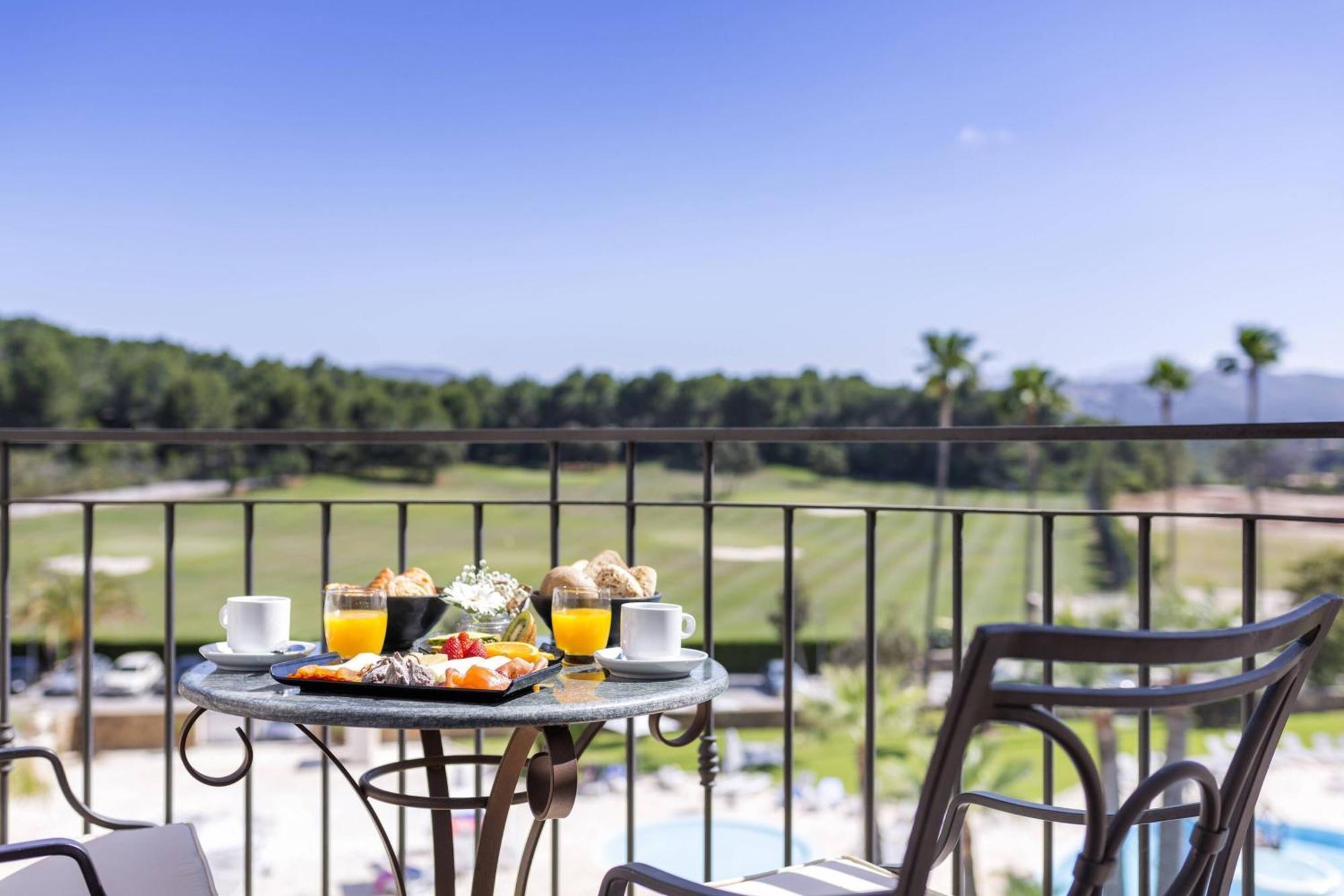 Denia Marriott La Sella Golf Resort & Spa Exterior foto A balcony